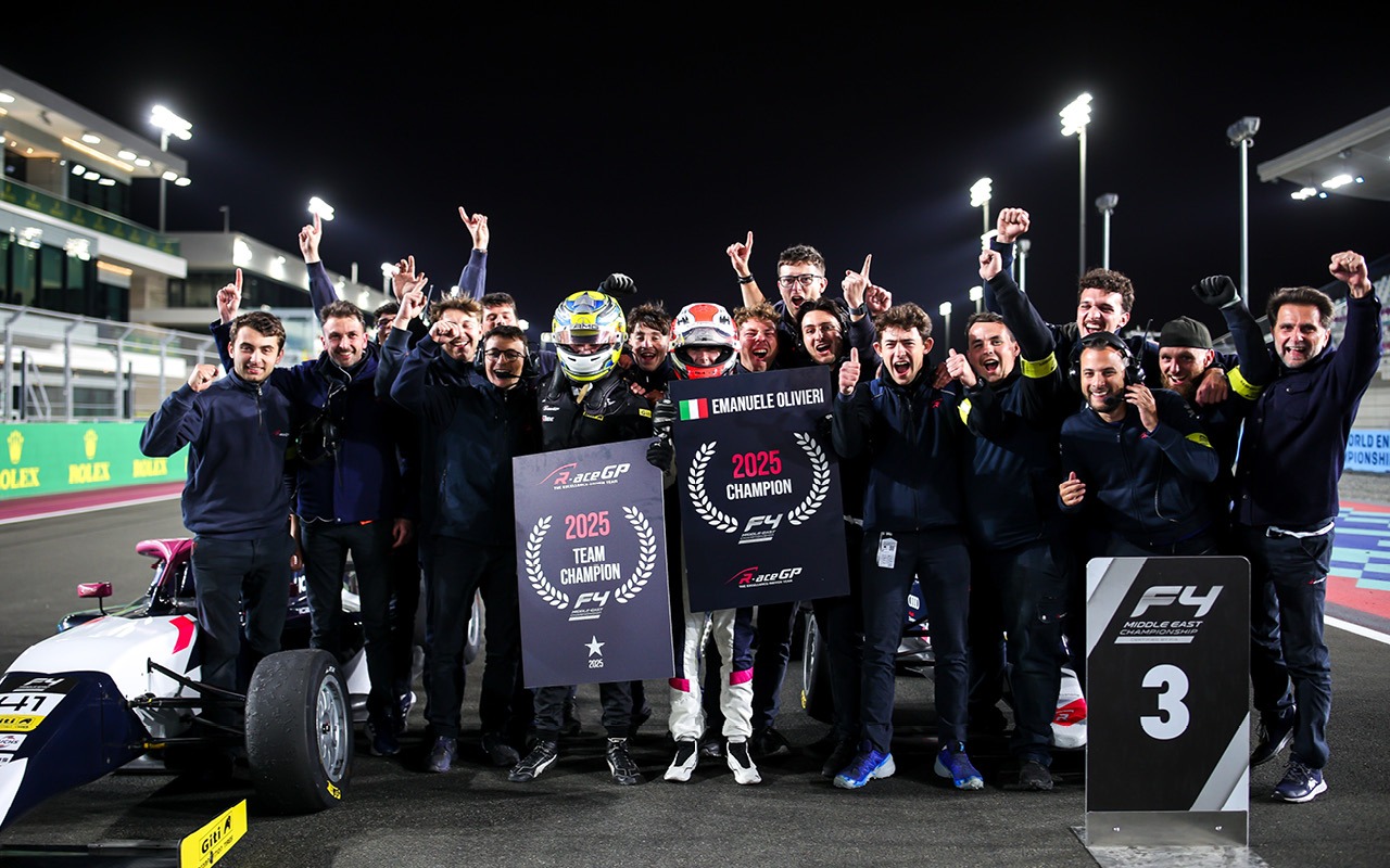 R-ace GP Champion F4 Middle East Team Driver